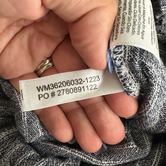 2/$24 Time and Tru Linen Blend Shorts with Smocked Waist Navy Stripe #A0326 TRB2 - Picture 11 of 13